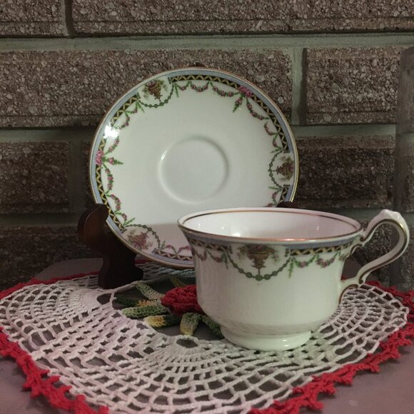 Cauldon England White Porcelain Floral Garland Teacup & Saucer - Picture 8 of 14